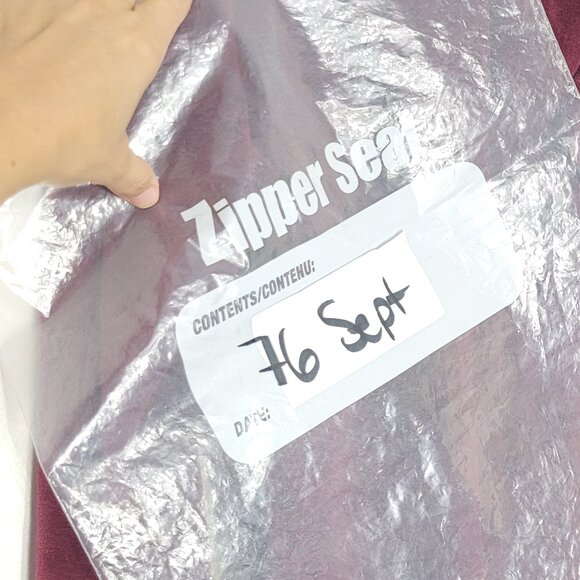 Countess Vintage Burgundy House Robe Pockets Zipper Sleepwear Grandma Size Small - Picture 10 of 10